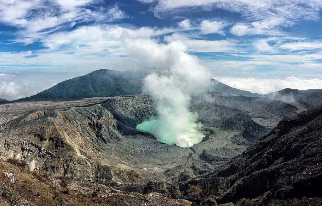 Poas Volcano National Park guide